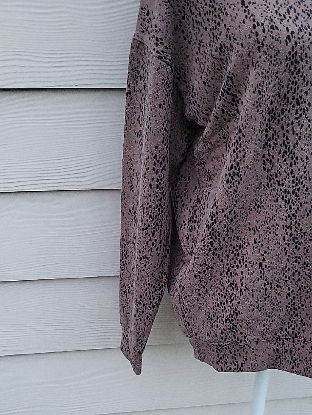 Athleta Studio to Street Splatter Animal Print Crewneck Sweatshirt Womens Small - Picture 4 of 12